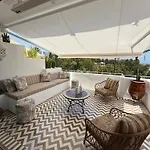 公寓 Golden Mile - Puente Area - Casa Mariposas 马尔韦利亚